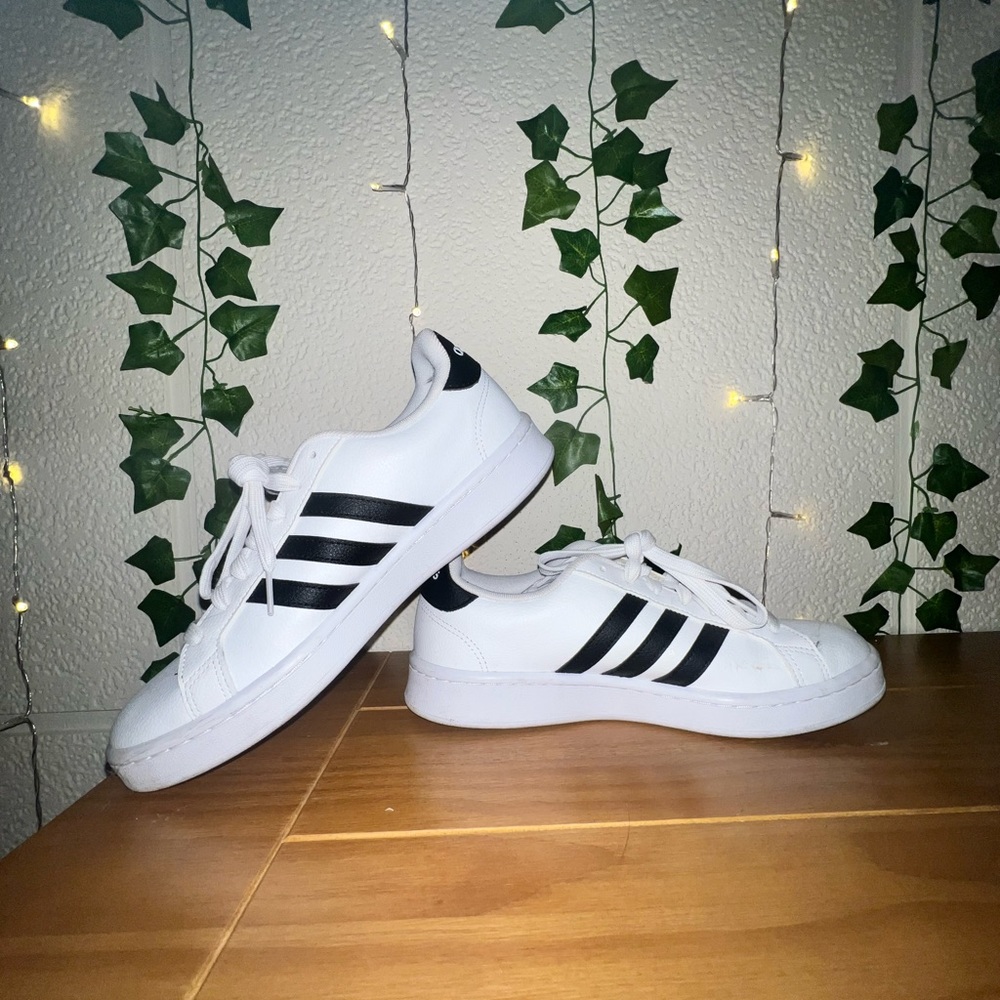 Adidas CloudFoam Sneakers